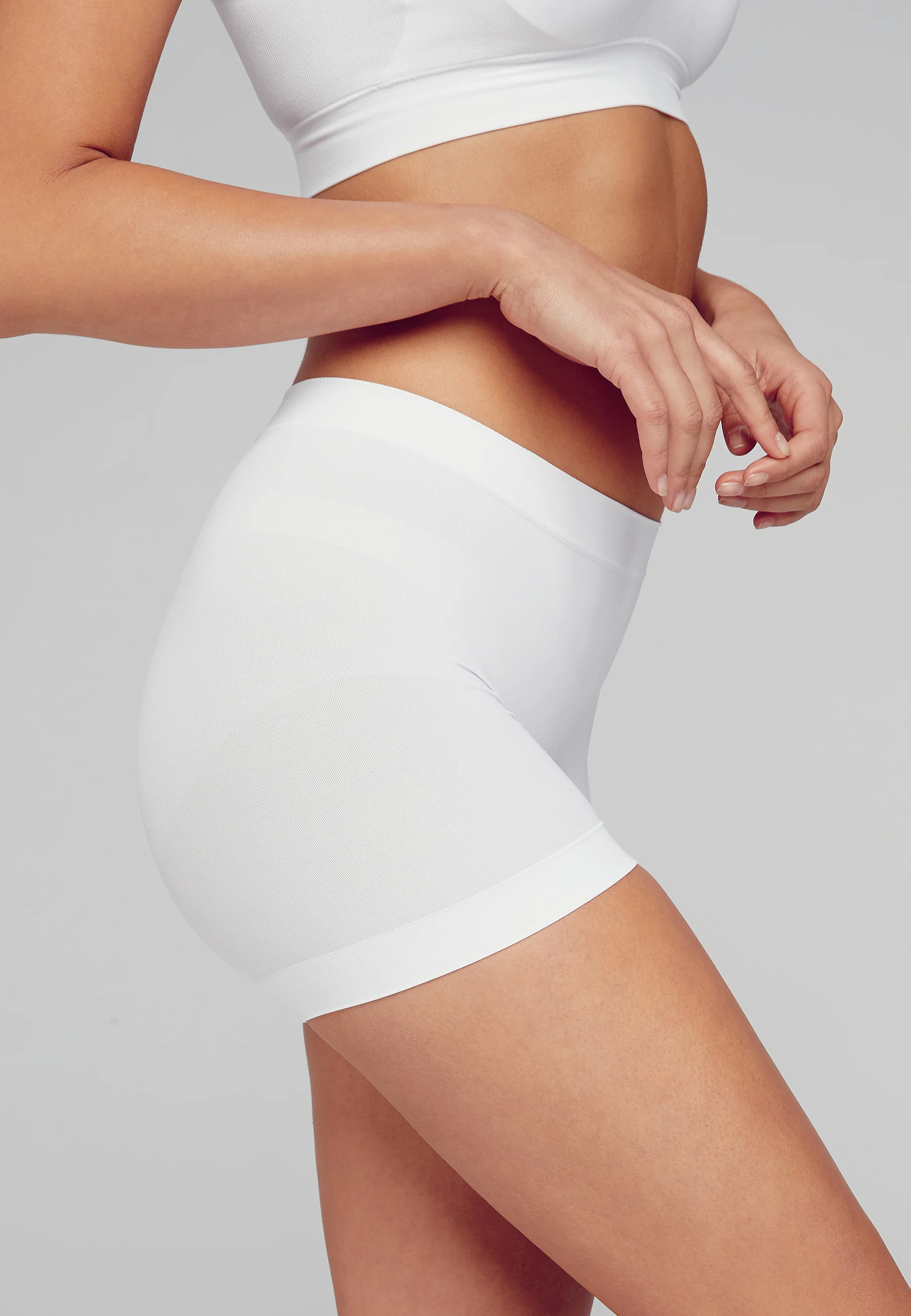 Jockey® Skimmies® Short Length Slipshort - Image 14