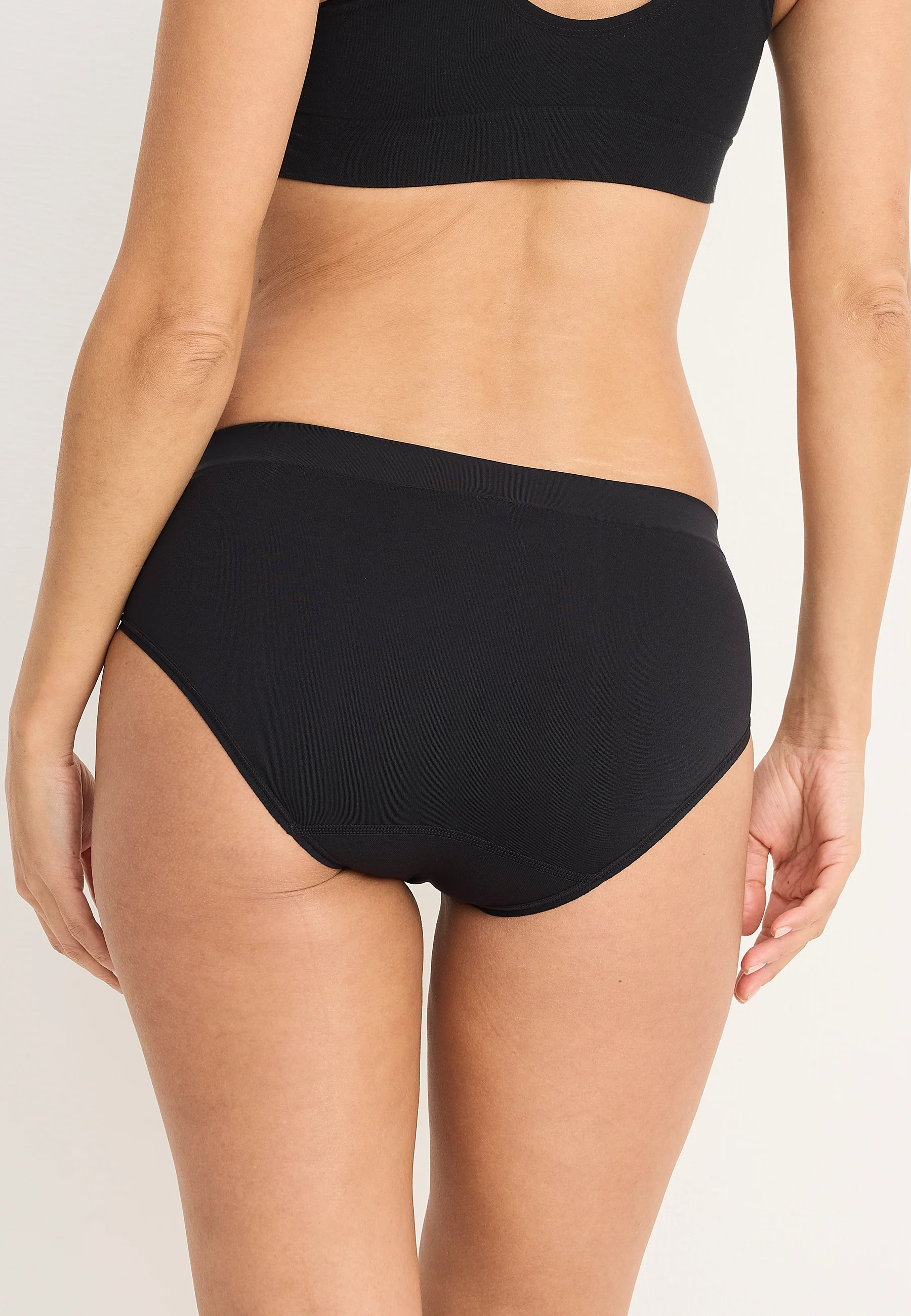 Jockey® Seamfree™ Hipster - Image 18