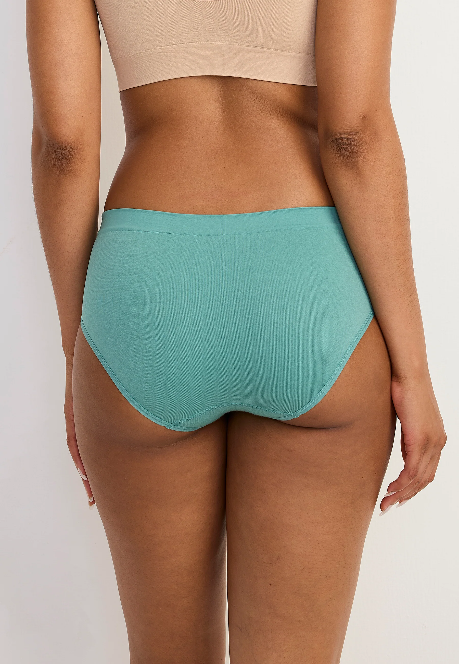 Jockey® Seamfree™ Hipster - Image 22